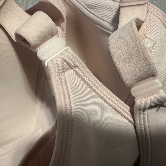 2 pk Vanity Fair Beauty Back Bras - Full Coverage Size 42D (Set of 2) - Picture 7 of 11